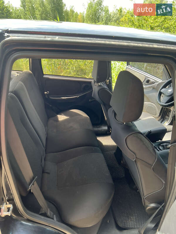 Позашляховик / Кросовер Chevrolet Niva 2015 в Смілі