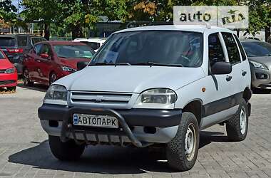 Внедорожник / Кроссовер Chevrolet Niva 2004 в Днепре