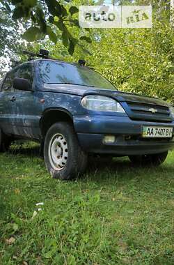 Внедорожник / Кроссовер Chevrolet Niva 2006 в Киеве