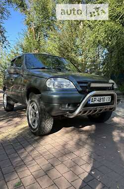 Внедорожник / Кроссовер Chevrolet Niva 2007 в Запорожье