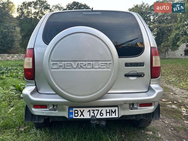 Внедорожник / Кроссовер Chevrolet Niva 2006 в Каменец-Подольском