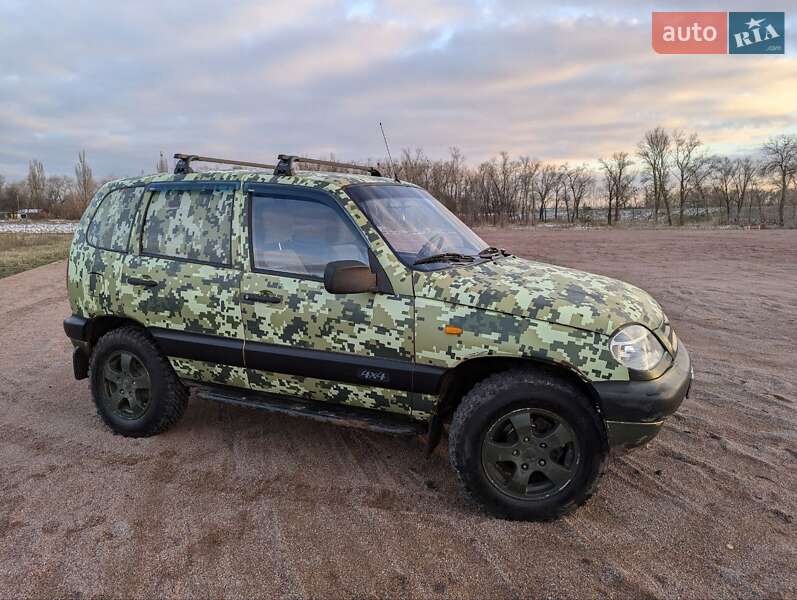 Внедорожник / Кроссовер Chevrolet Niva 2006 в Киеве
