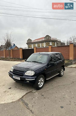 Позашляховик / Кросовер Chevrolet Niva 2004 в Сумах