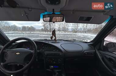 Внедорожник / Кроссовер Chevrolet Niva 2008 в 