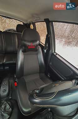 Внедорожник / Кроссовер Chevrolet Niva 2008 в 