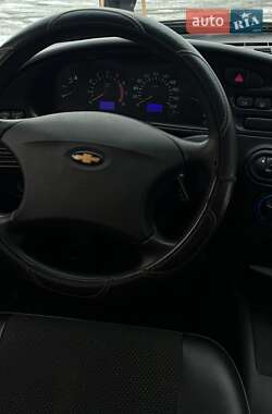 Внедорожник / Кроссовер Chevrolet Niva 2008 в 