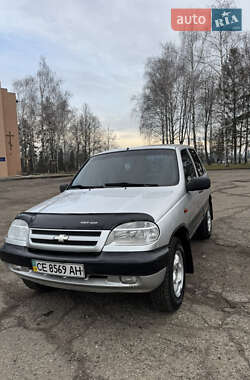 Позашляховик / Кросовер Chevrolet Niva 2004 в Чернівцях