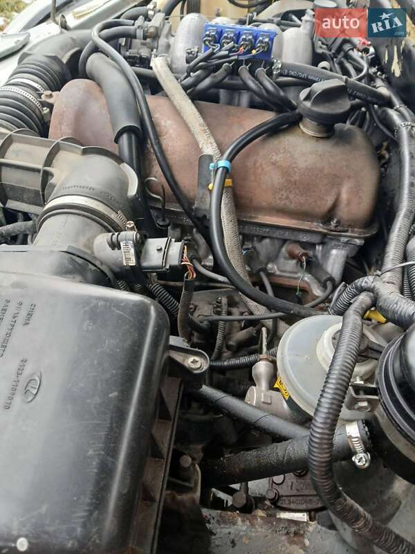 Позашляховик / Кросовер Chevrolet Niva 2011 в Тернополі