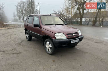 Позашляховик / Кросовер Chevrolet Niva 2004 в Звенигородці