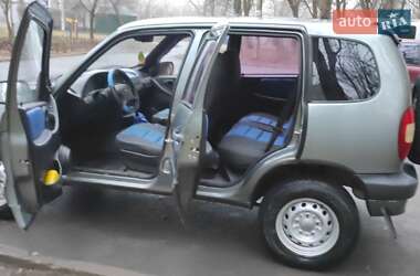 Внедорожник / Кроссовер Chevrolet Niva 2007 в Днепре