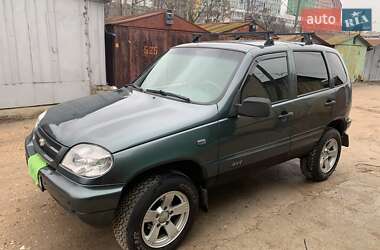 Позашляховик / Кросовер Chevrolet Niva 2007 в Києві