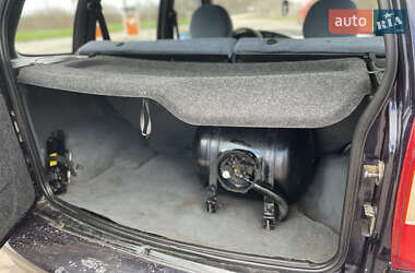Позашляховик / Кросовер Chevrolet Niva 2005 в 
