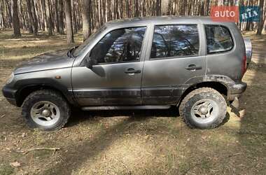 Внедорожник / Кроссовер Chevrolet Niva 2006 в 