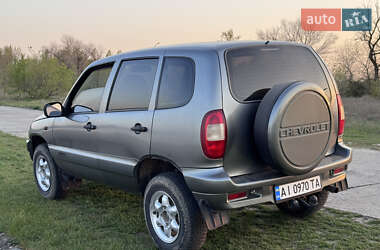 Позашляховик / Кросовер Chevrolet Niva 2006 в Каневі