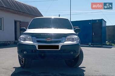 Внедорожник / Кроссовер Chevrolet Niva 2011 в Шполе