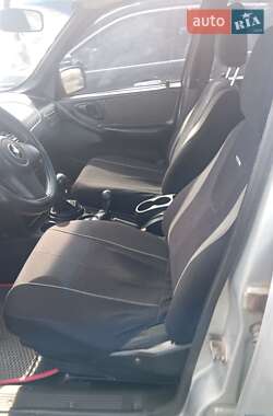 Внедорожник / Кроссовер Chevrolet Niva 2013 в 