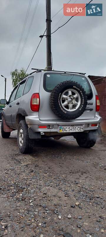 Позашляховик / Кросовер Chevrolet Niva 2005 в Львові