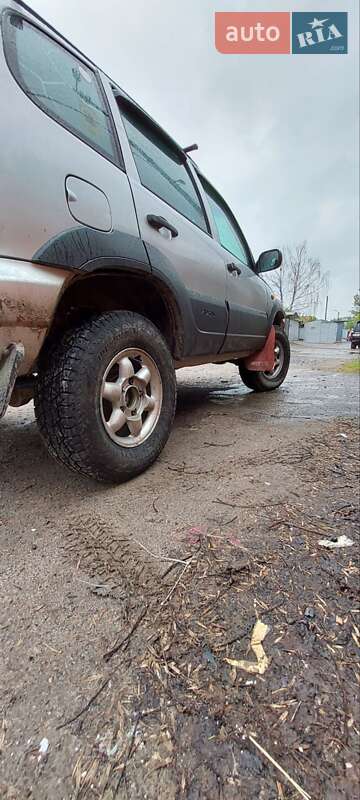 Позашляховик / Кросовер Chevrolet Niva 2005 в Львові