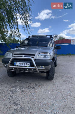 Внедорожник / Кроссовер Chevrolet Niva 2008 в Козельце