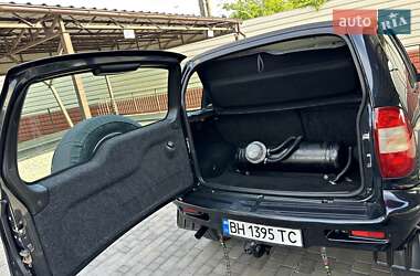 Внедорожник / Кроссовер Chevrolet Niva 2008 в 