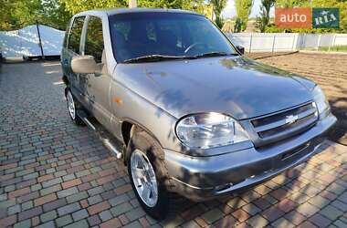 Внедорожник / Кроссовер Chevrolet Niva 2008 в 