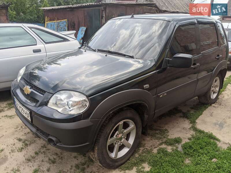 Внедорожник / Кроссовер Chevrolet Niva 2007 в 