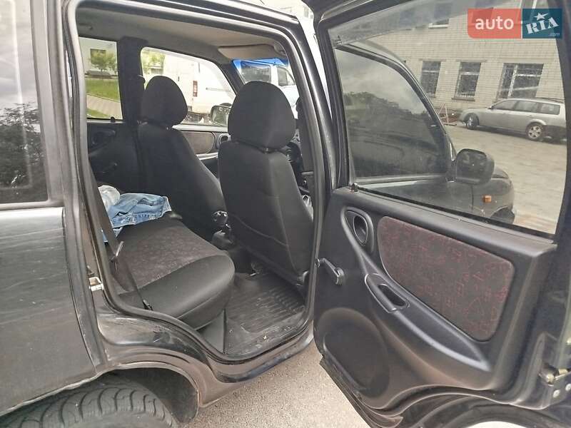 Внедорожник / Кроссовер Chevrolet Niva 2006 в Чернигове