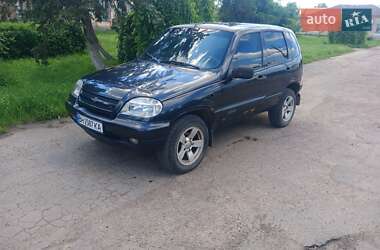 Внедорожник / Кроссовер Chevrolet Niva 2008 в Подольске