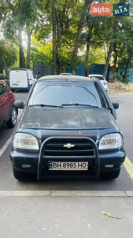 Chevrolet Niva 2008