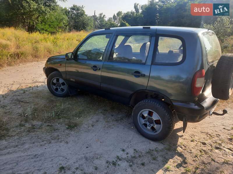 Позашляховик / Кросовер Chevrolet Niva 2006 в Світловодську