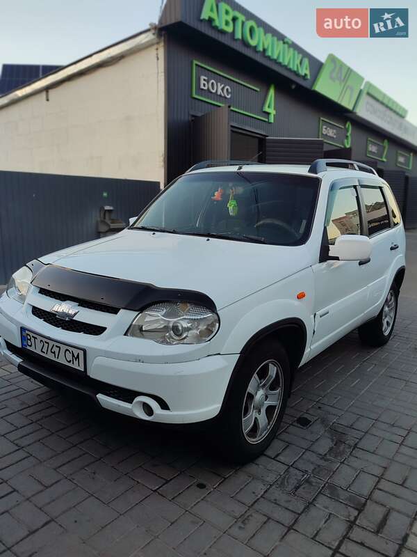 Внедорожник / Кроссовер Chevrolet Niva 2009 в Кропивницком