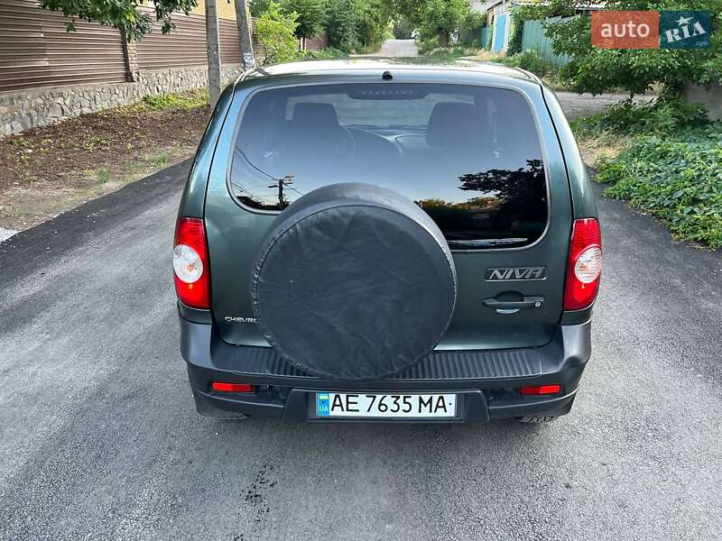 Позашляховик / Кросовер Chevrolet Niva 2019 в Дніпрі