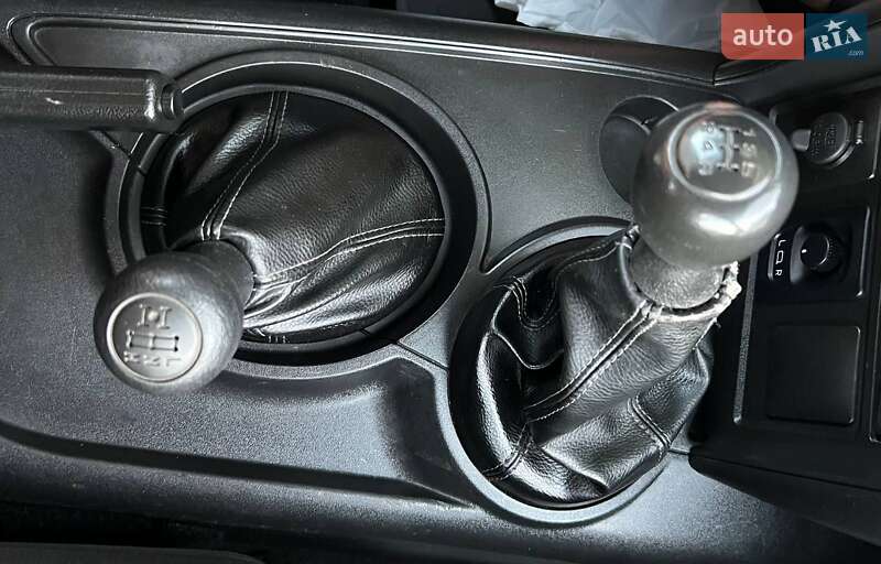 Позашляховик / Кросовер Chevrolet Niva 2019 в Дніпрі