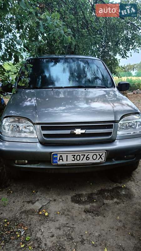 Chevrolet Niva 2008