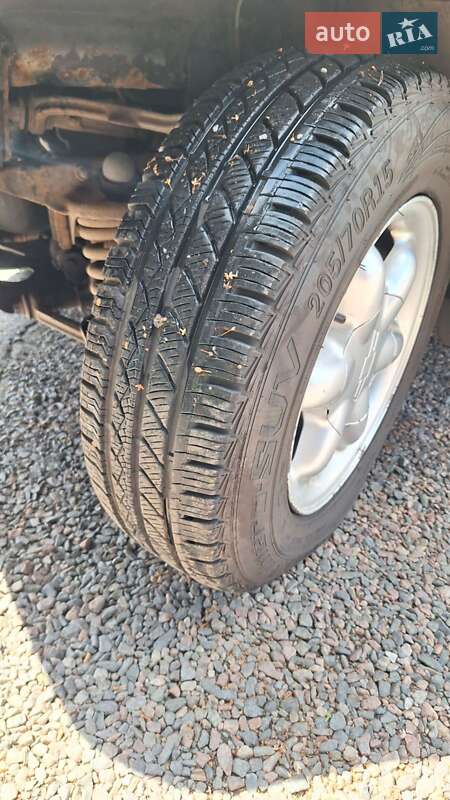 Позашляховик / Кросовер Chevrolet Niva 2004 в Черкасах