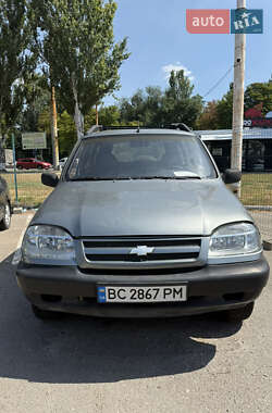 Внедорожник / Кроссовер Chevrolet Niva 2006 в Запорожье