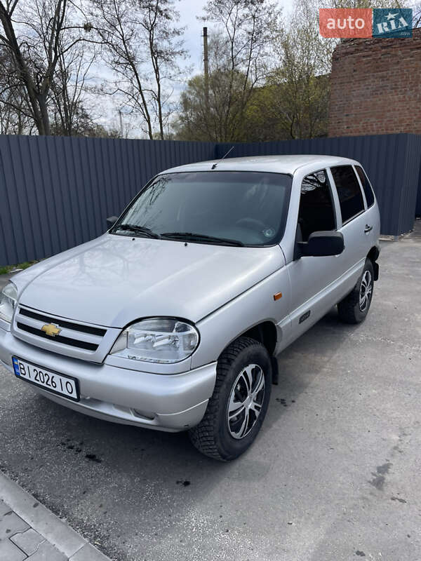 Chevrolet Niva 2008
