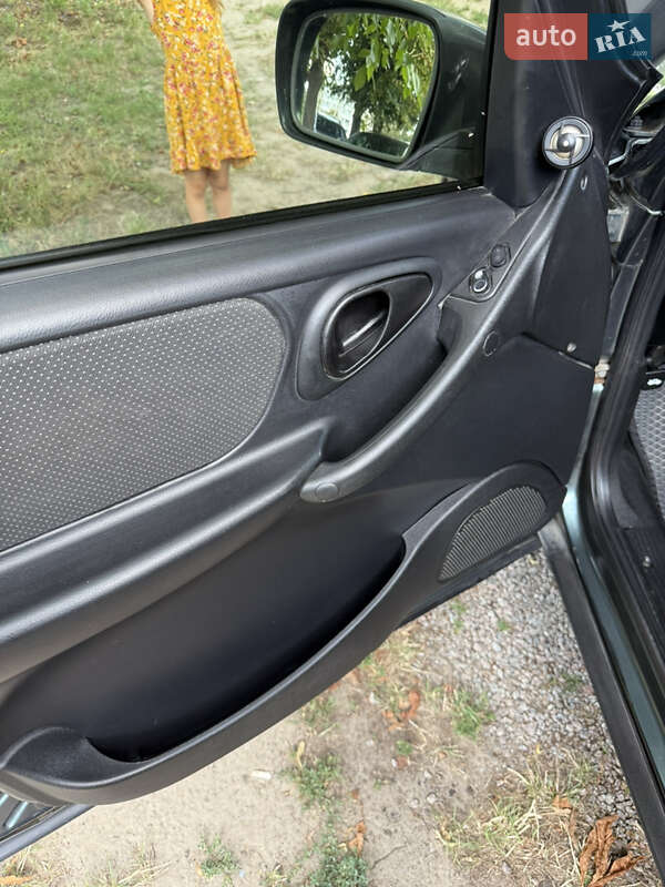 Позашляховик / Кросовер Chevrolet Niva 2016 в Каневі