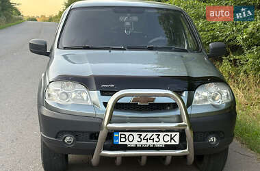Позашляховик / Кросовер Chevrolet Niva 2015 в Бучачі