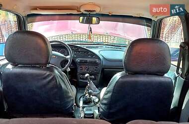Внедорожник / Кроссовер Chevrolet Niva 2004 в Новых Санжарах