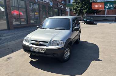 Внедорожник / Кроссовер Chevrolet Niva 2015 в Черкассах
