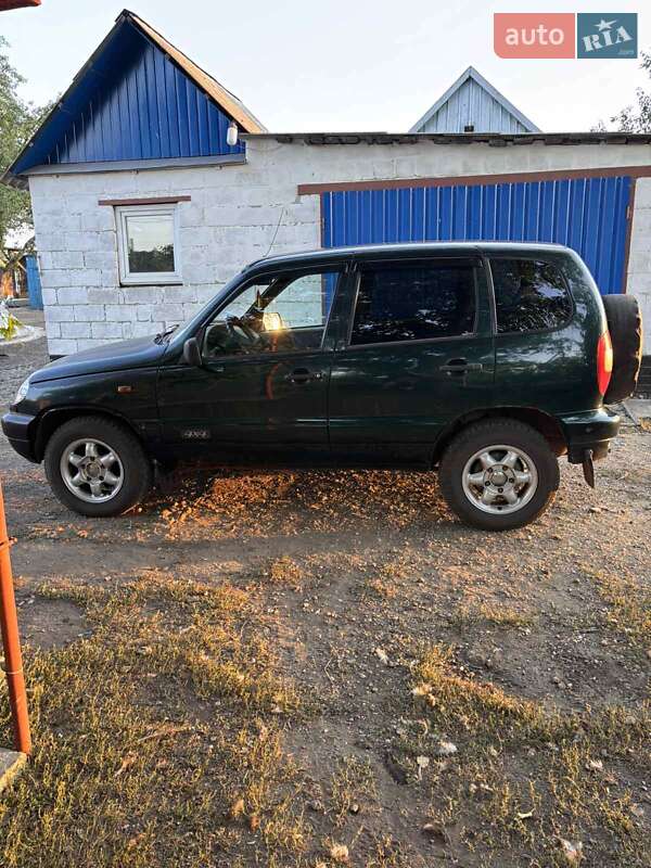 Позашляховик / Кросовер Chevrolet Niva 2005 в Кам'янському фото 6 Позашляховик / Кросовер Chevrolet Niva 2005 в Кам'янському
