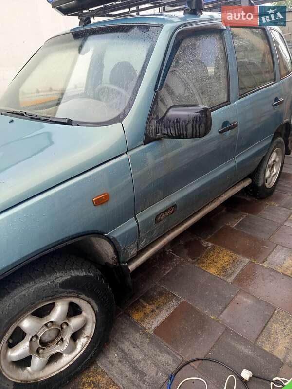 Позашляховик / Кросовер Chevrolet Niva 2006 в Дніпрі