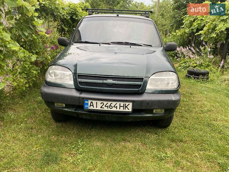 Chevrolet Niva 2004