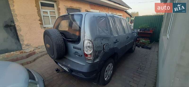 Внедорожник / Кроссовер Chevrolet Niva 2015 в Сумах