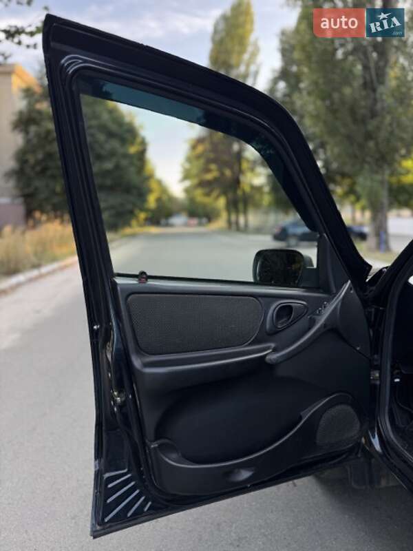 Внедорожник / Кроссовер Chevrolet Niva 2007 в Шостке фото 9 Внедорожник / Кроссовер Chevrolet Niva 2007 в Шостке