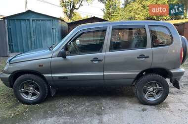 Внедорожник / Кроссовер Chevrolet Niva 2007 в Ровно