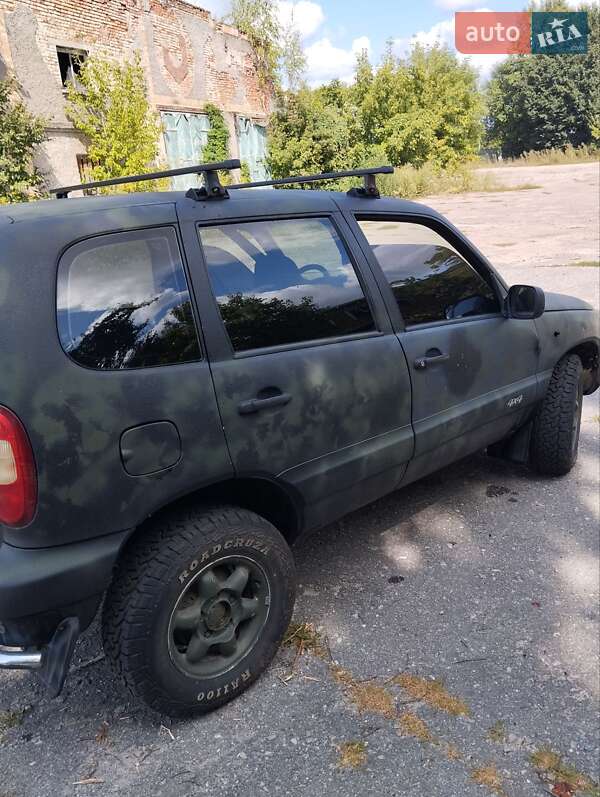Позашляховик / Кросовер Chevrolet Niva 2006 в Шостці