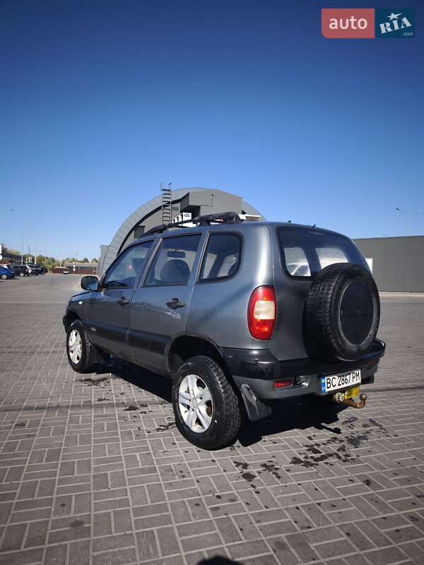 Позашляховик / Кросовер Chevrolet Niva 2006 в Дніпрі