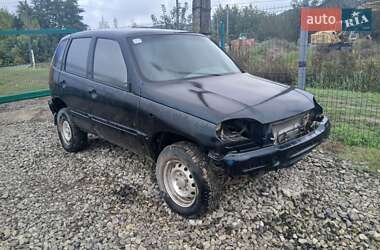 Позашляховик / Кросовер Chevrolet Niva 2008 в Чернівцях